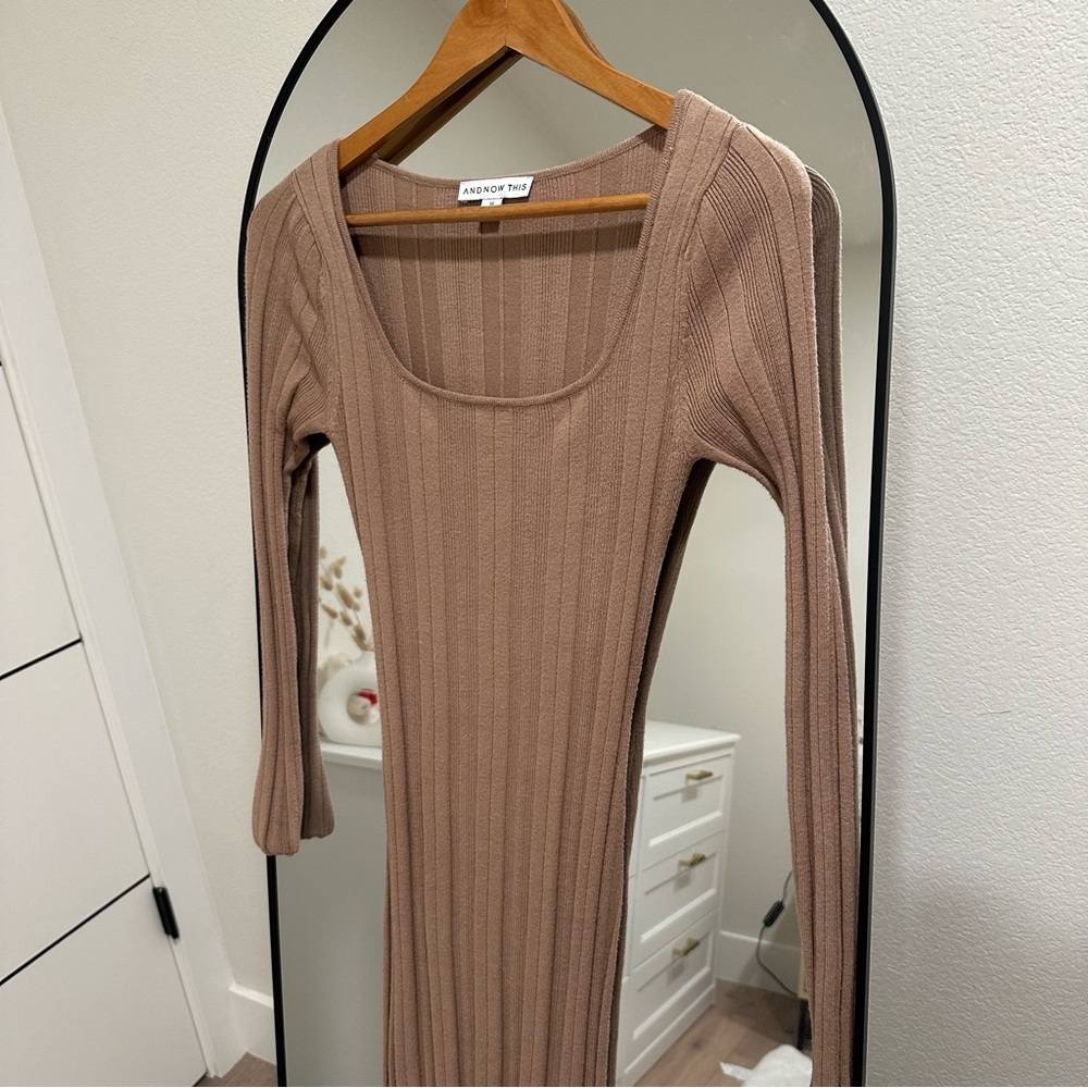 AND NOW THIS BROWN BODYCON DRESS SZ XS